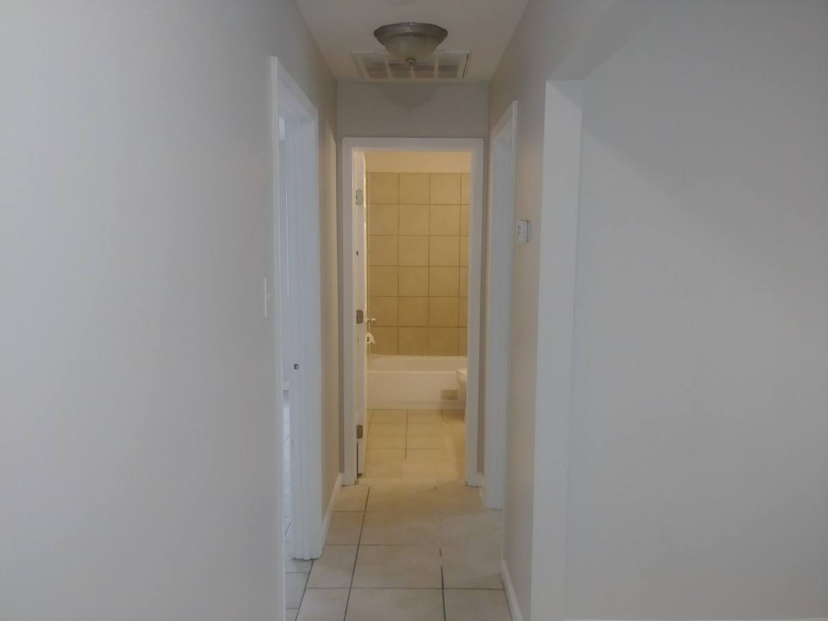 Apartment for rent at 2325-2327 Winthrop St, New Orleans, LA 70117