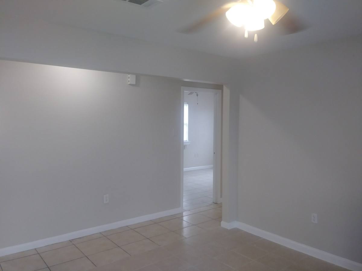 Apartment for rent at 2325-2327 Winthrop St, New Orleans, LA 70117
