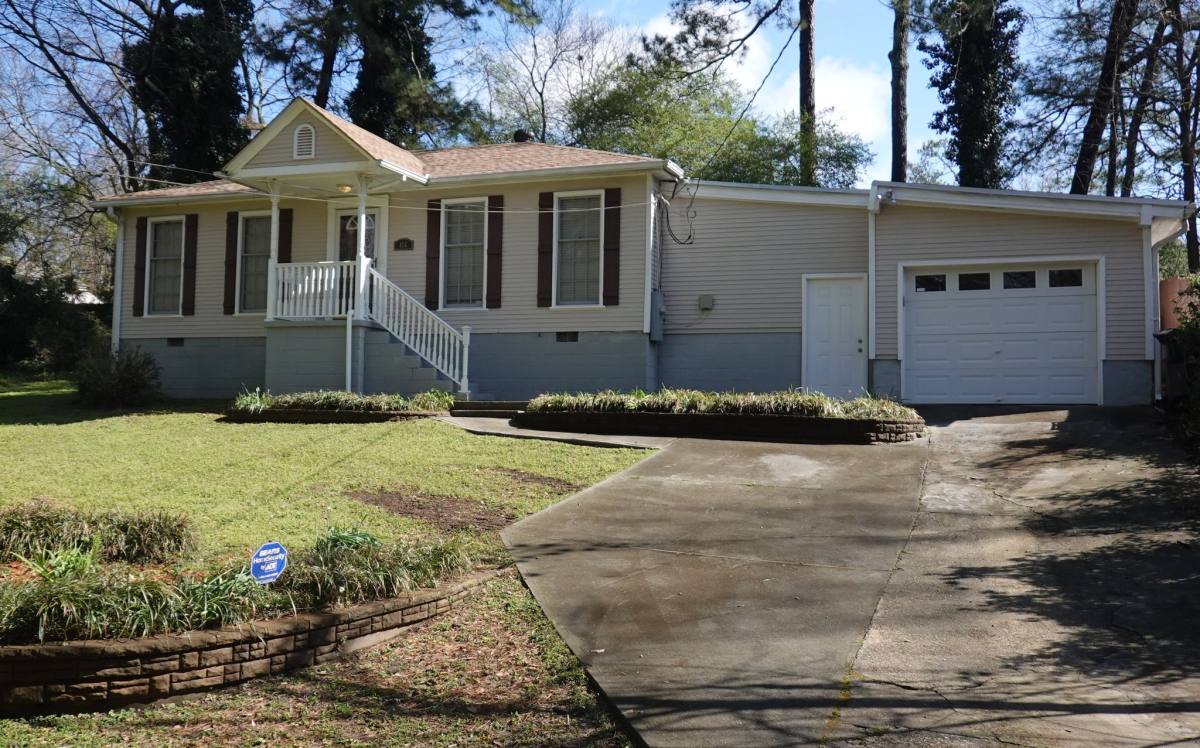 House for rent at 116 Woodland Court, Atlanta, GA 30340