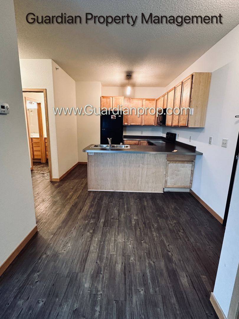 Apartment for rent at 811 4th St SE, Minneapolis, MN 55414
