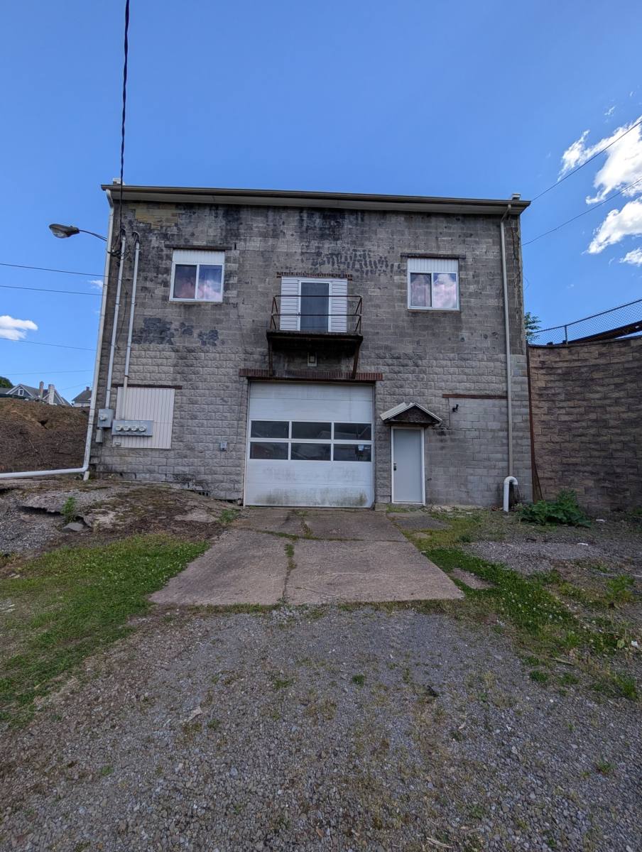 House for rent at 1140 Allegheny St #1, Jersey Shore, PA 17740