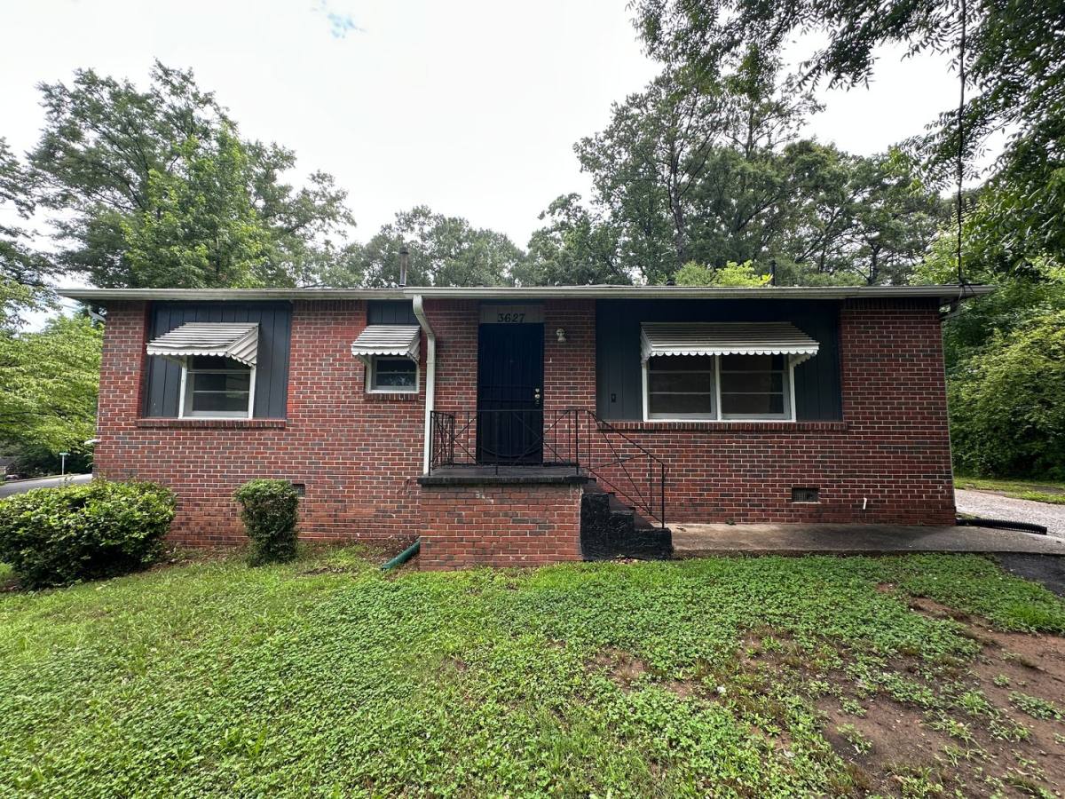 House for rent at 3627 Croft Place NW, Atlanta, GA 30331