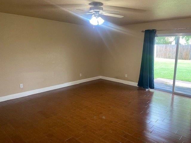 House for rent at 6017 Hillcrest Dr, Fort Worth, TX 76148