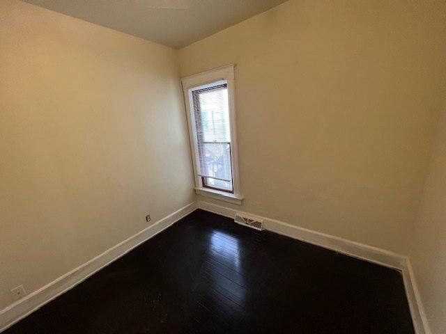 Apartment for rent at 922 E Hamilton St, Milwaukee, WI 53202