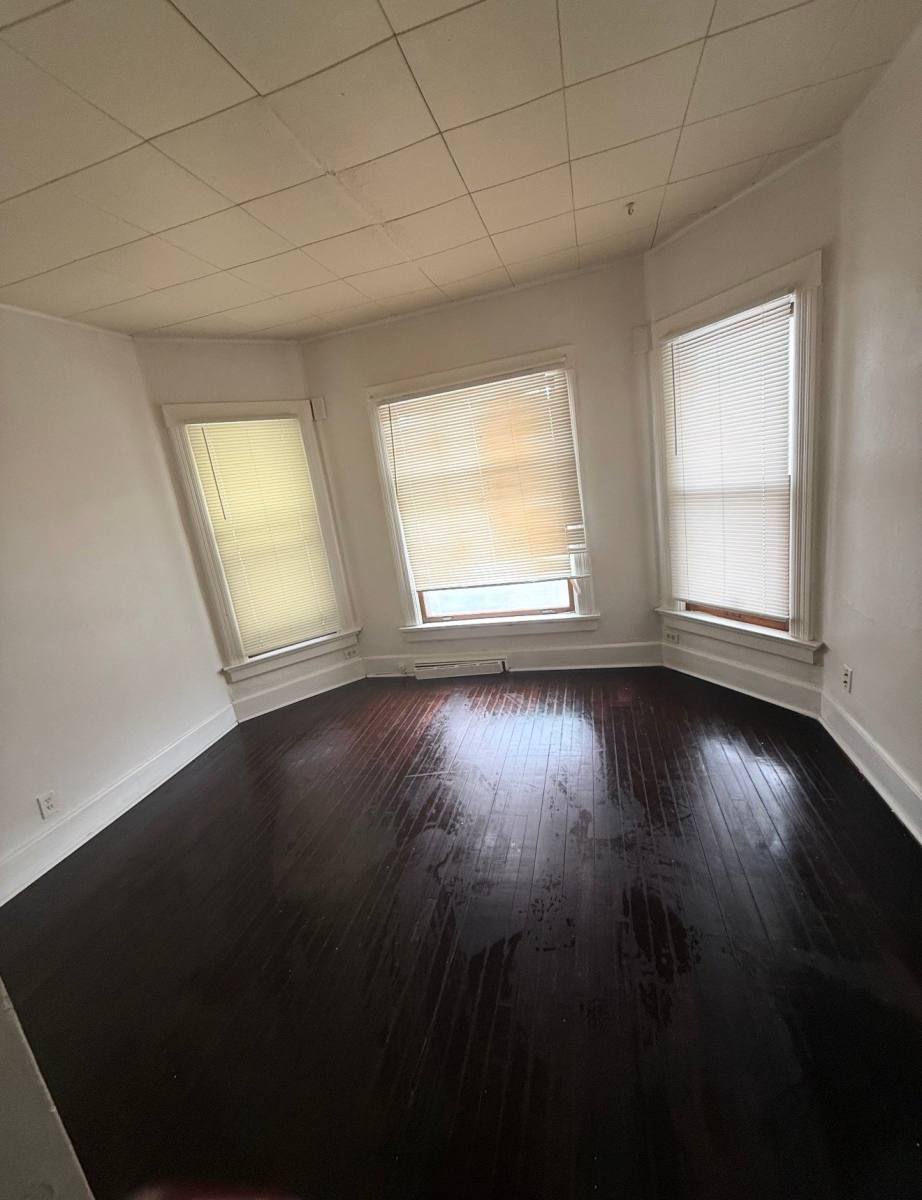 Apartment for rent at 922 E Hamilton St, Milwaukee, WI 53202