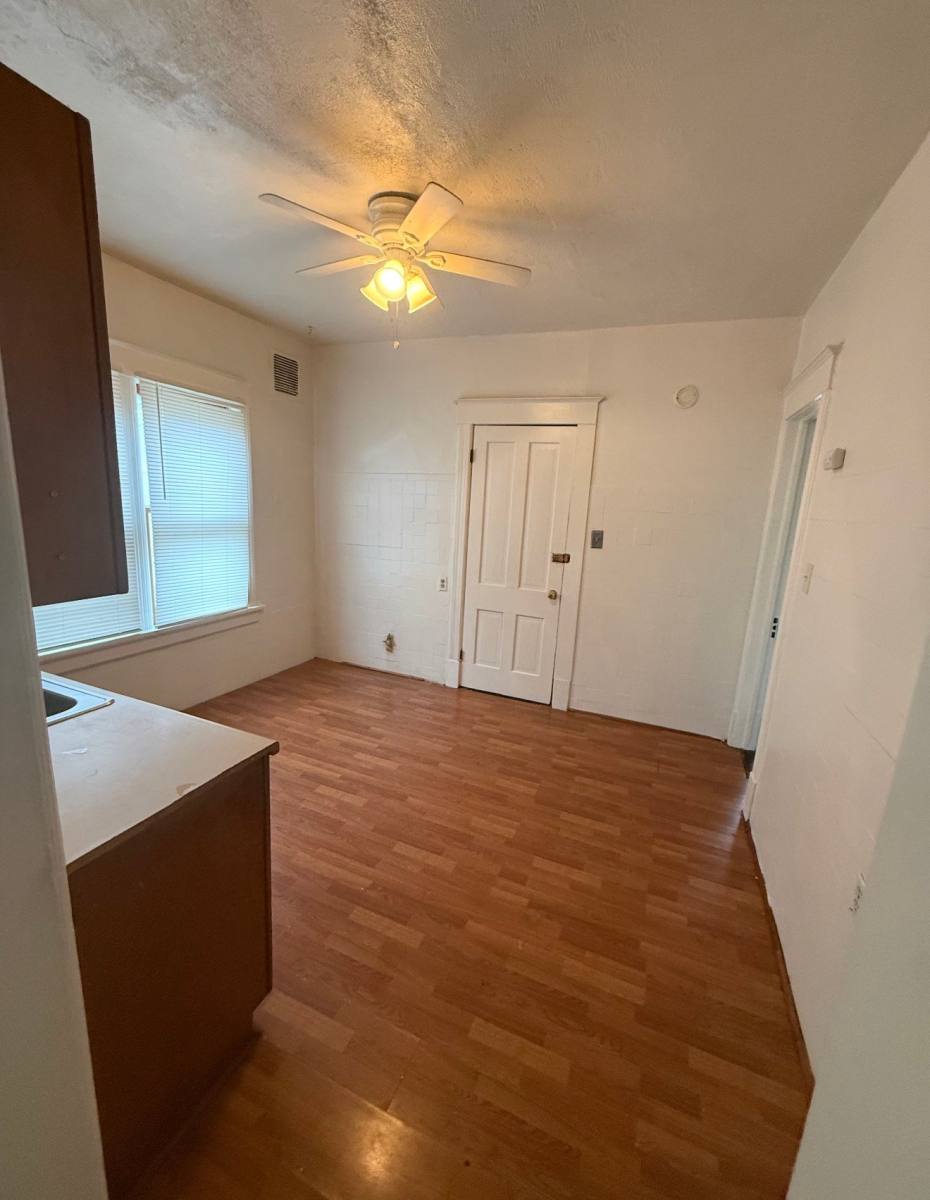 Apartment for rent at 922 E Hamilton St, Milwaukee, WI 53202
