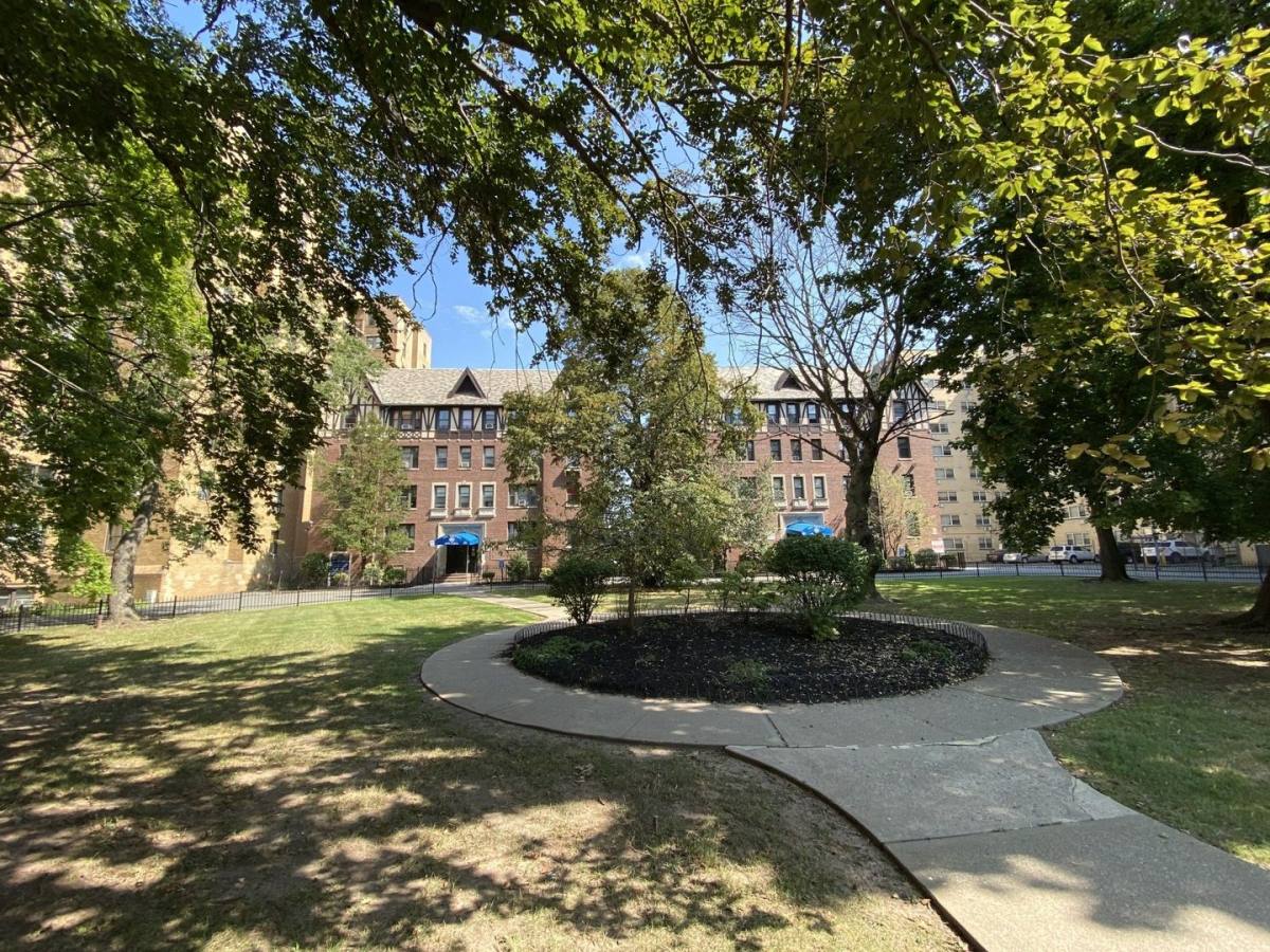 Apartment for rent at 40 S Munn Ave, East Orange, NJ 07018