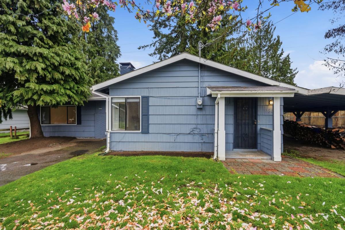 House for rent at 11851 SE 170th Place, Renton, WA 98058