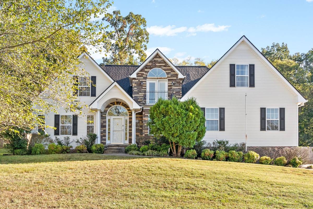 House for rent at 3487 Hickory Glen Dr, Clarksville, TN 37040