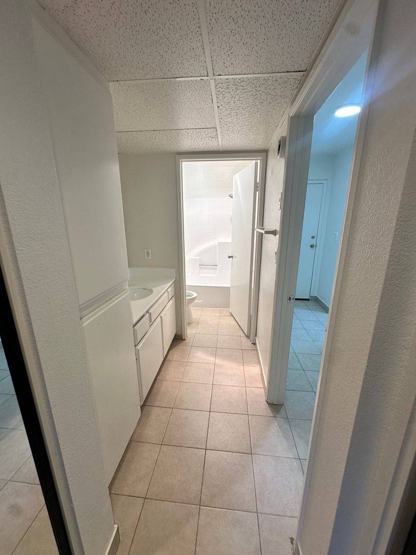 Apartment for rent at 7040 Haskell Ave, Van Nuys, CA 91406