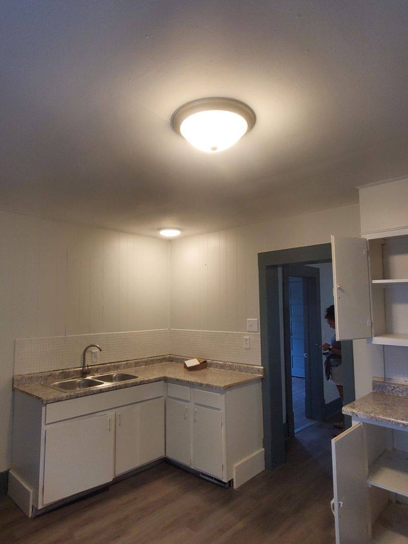 Apartment for rent at 936 Harrison, Beloit, WI 53511