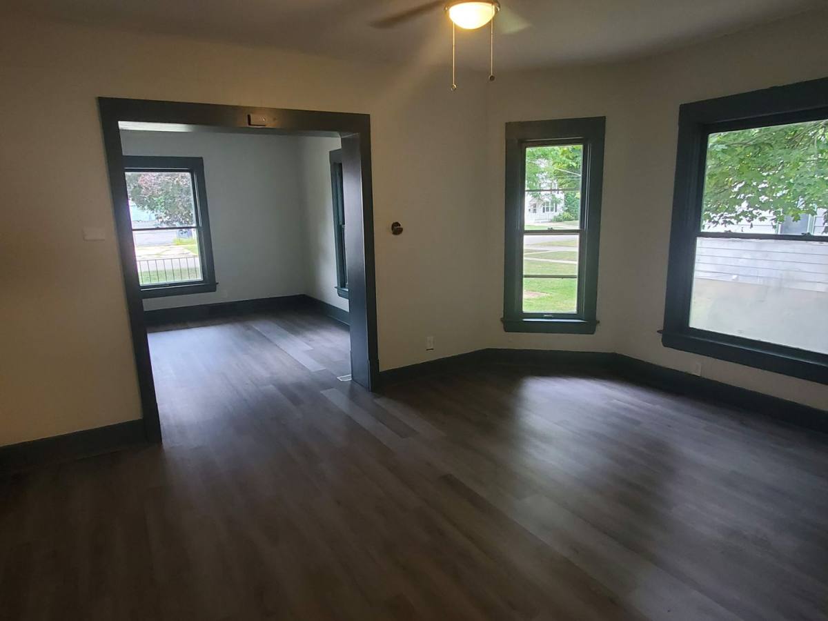 Apartment for rent at 936 Harrison, Beloit, WI 53511