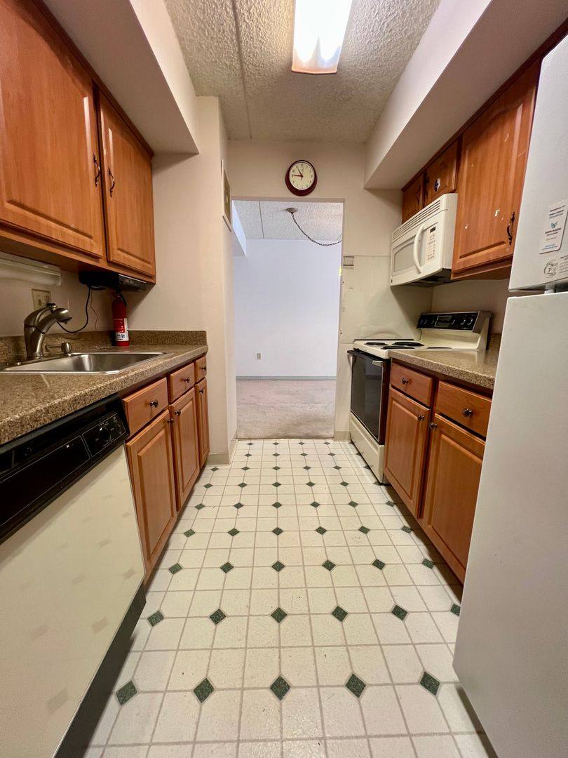 Condo for rent at 800 Avondale Rd, Wallingford, PA 19086