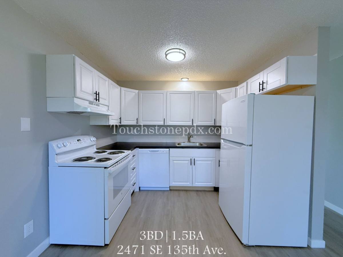 Apartment for rent at 2471 SE 135th Ave, Portland, OR 97233
