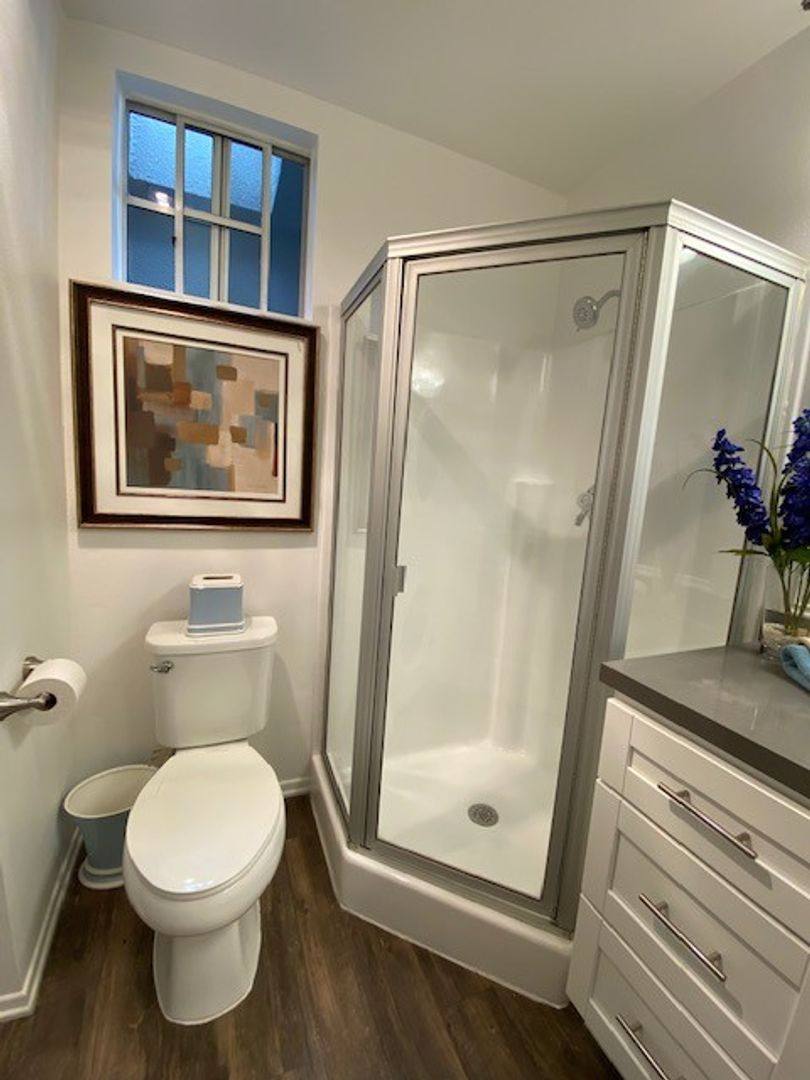 Townhouse for rent at 3701 Overland Ave, Los Angeles, CA 90034