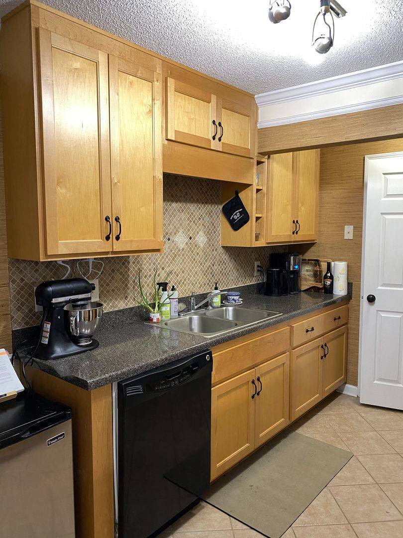Townhouse for rent at 109 Tamara Court, Athens, GA 30606