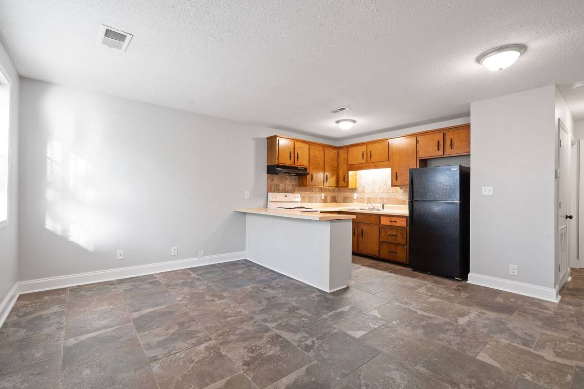 Apartment for rent at 331 Randell Dr, Clarksville, TN 37042