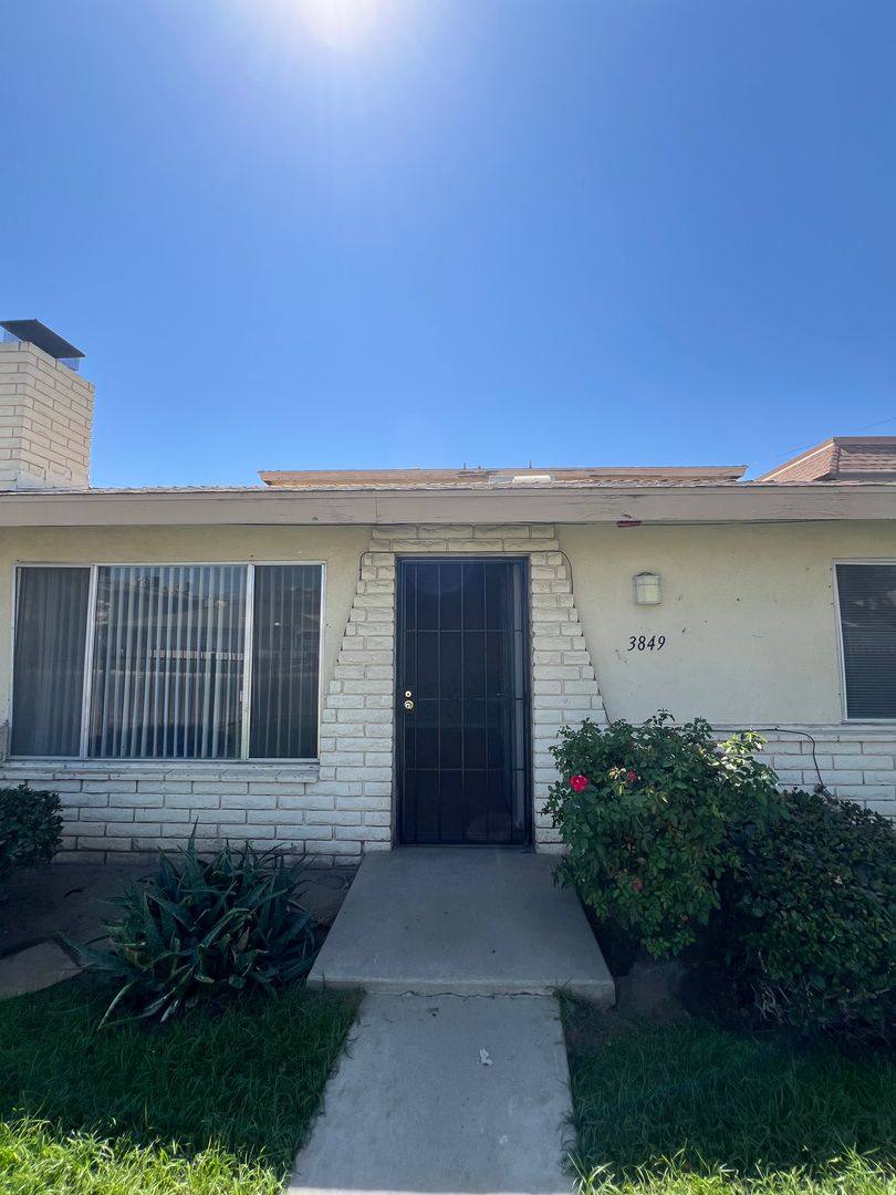 Apartment for rent at 3849 Soranno Ave, Bakersfield, CA 93309