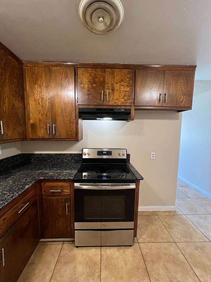 Apartment for rent at 3849 Soranno Ave, Bakersfield, CA 93309