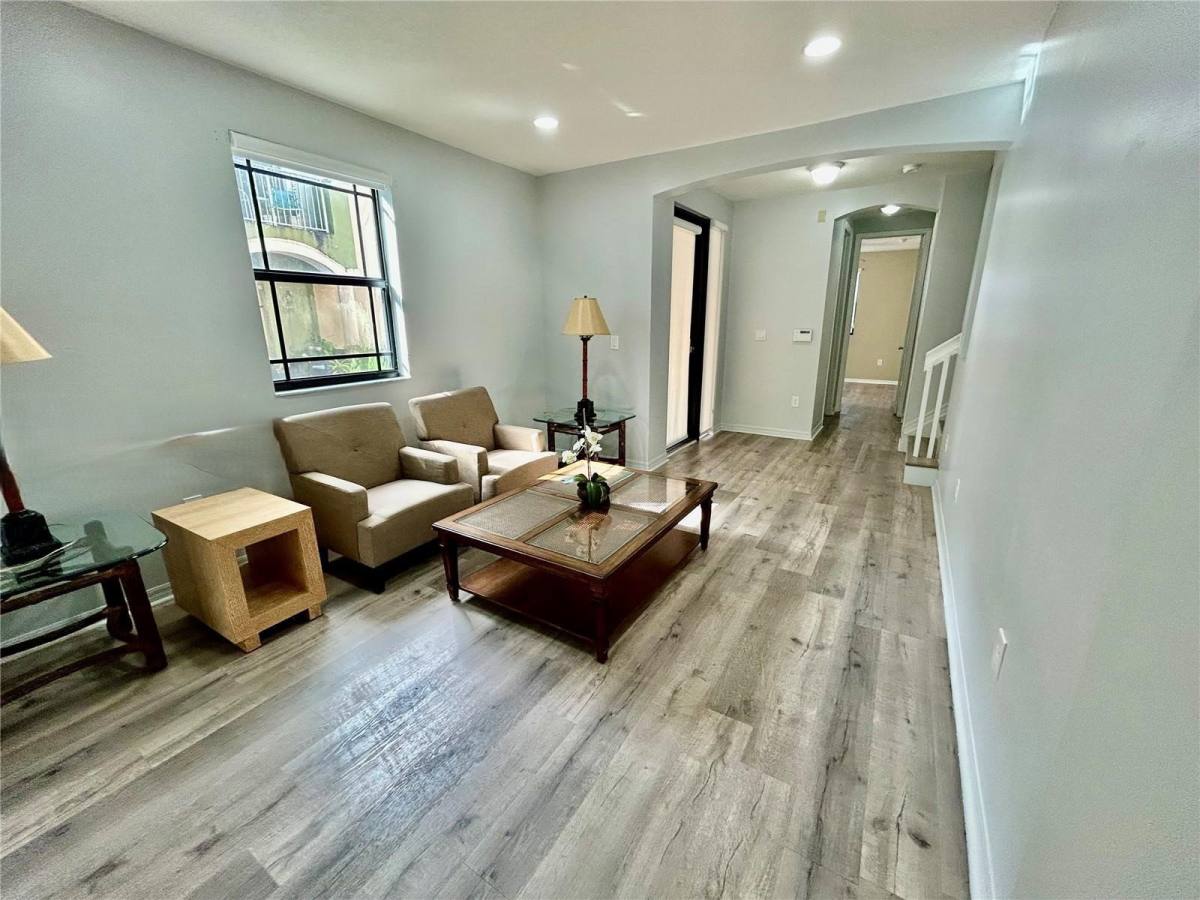 Townhouse for rent at 607 NE 35th Ave, Homestead, FL 33033