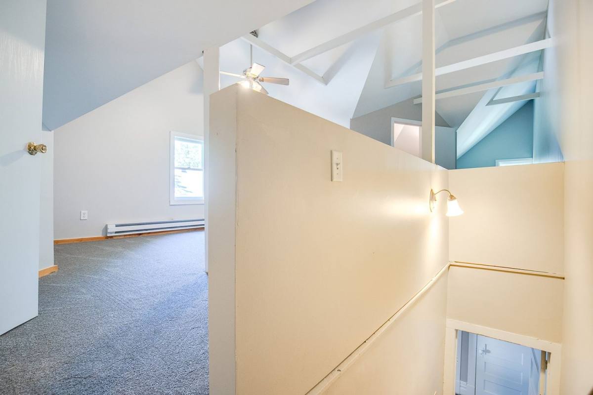 Apartment for rent at 1638-1640 Iglehart Ave, Saint Paul, MN 55104