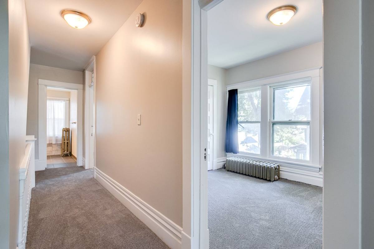 Apartment for rent at 1638-1640 Iglehart Ave, Saint Paul, MN 55104