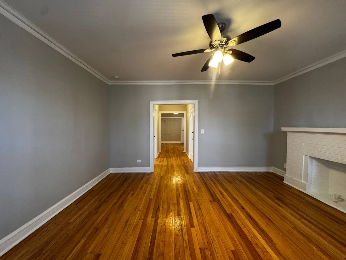 Apartment for rent at 6422-24 N Greenview Ave, Chicago, IL 60626