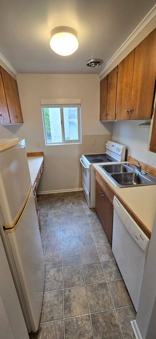 Apartment for rent at 4714 - 22nd Ave NE, Seattle, WA 98105