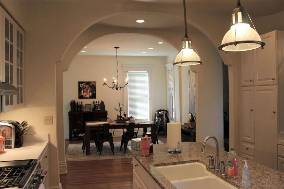 Apartment for rent at 147-149 W Hubbard, Columbus, OH 43215