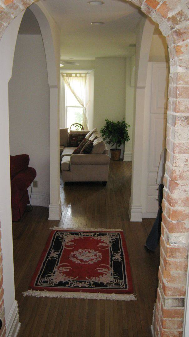 Apartment for rent at 147-149 W Hubbard, Columbus, OH 43215