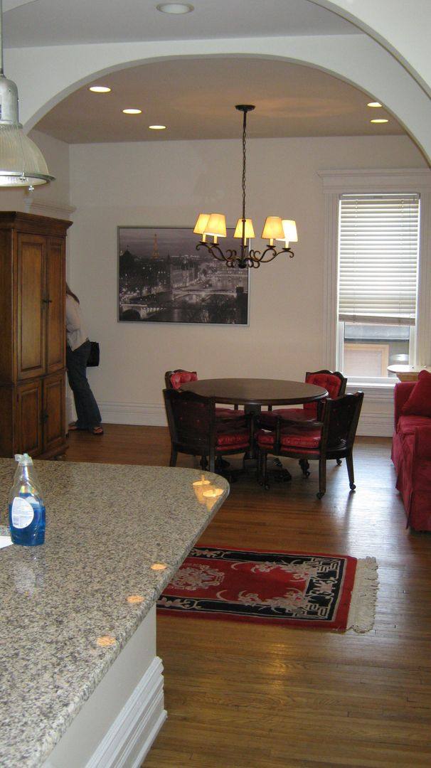 Apartment for rent at 147-149 W Hubbard, Columbus, OH 43215