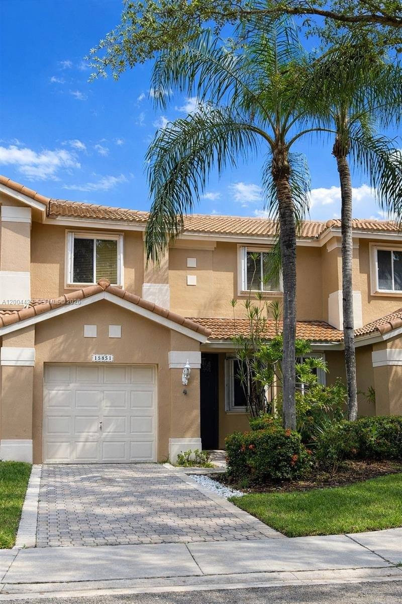 Townhouse for rent at 15851 SW 10th St, Hollywood, FL 33027