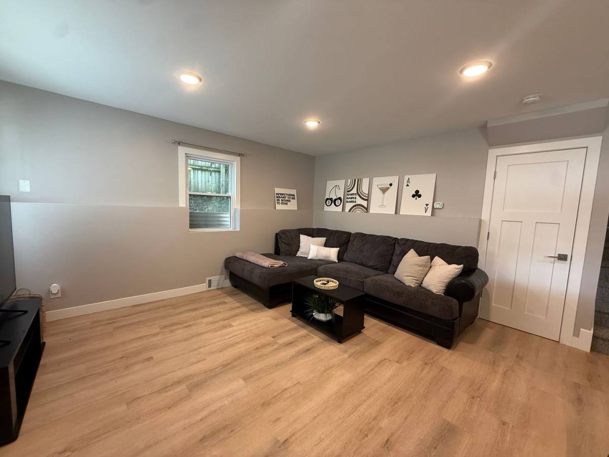 Apartment for rent at 1810 High St, Iowa City, IA 52245