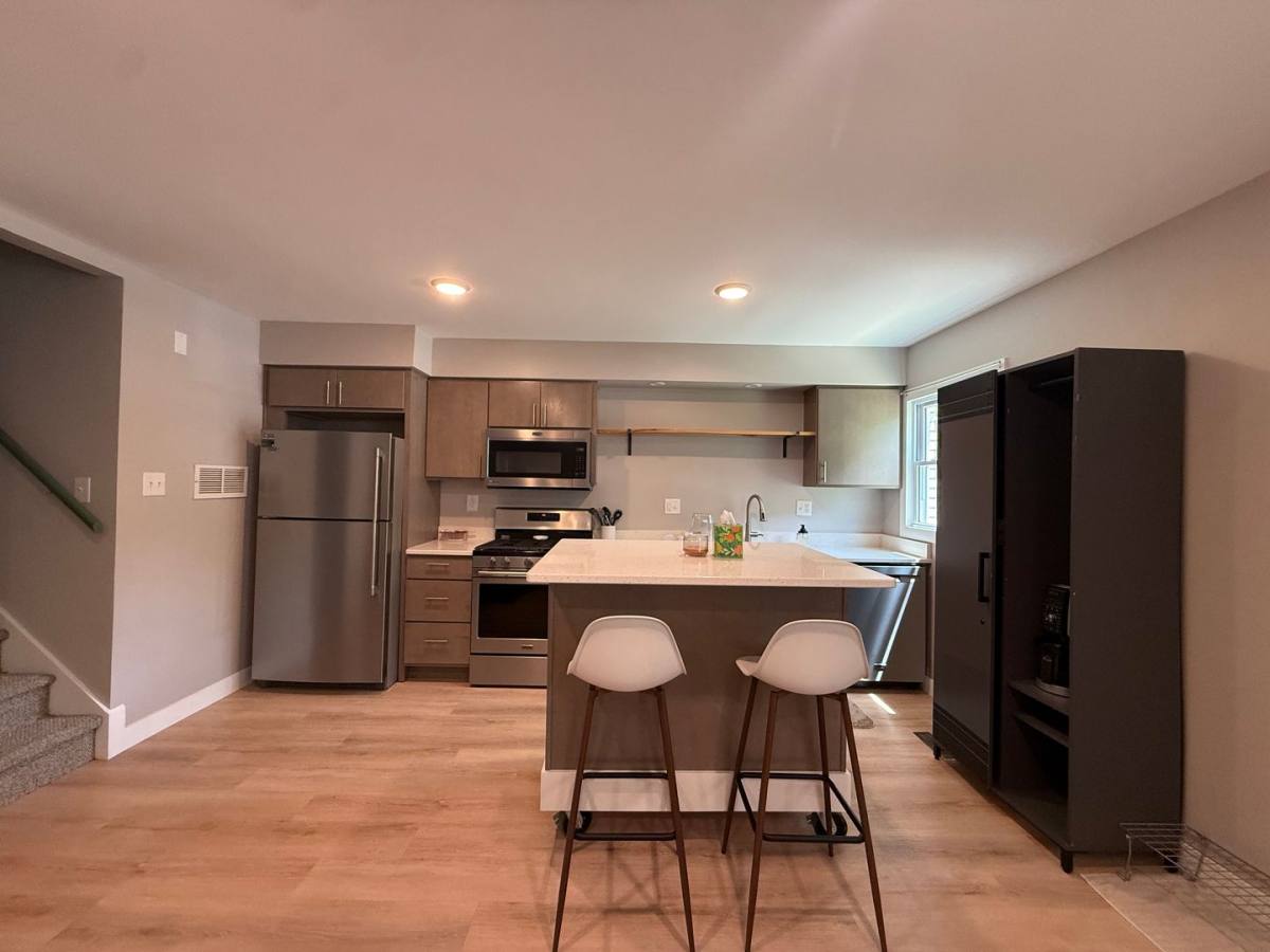 Apartment for rent at 1810 High St, Iowa City, IA 52245