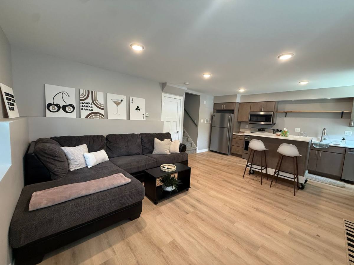 Apartment for rent at 1810 High St, Iowa City, IA 52245