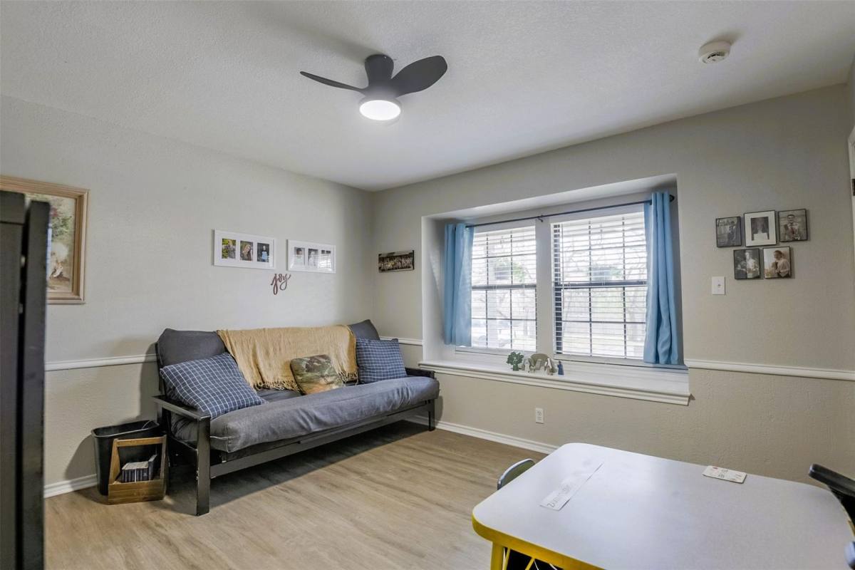 House for rent at 2205 Prestonwood Dr, Arlington, TX 76012