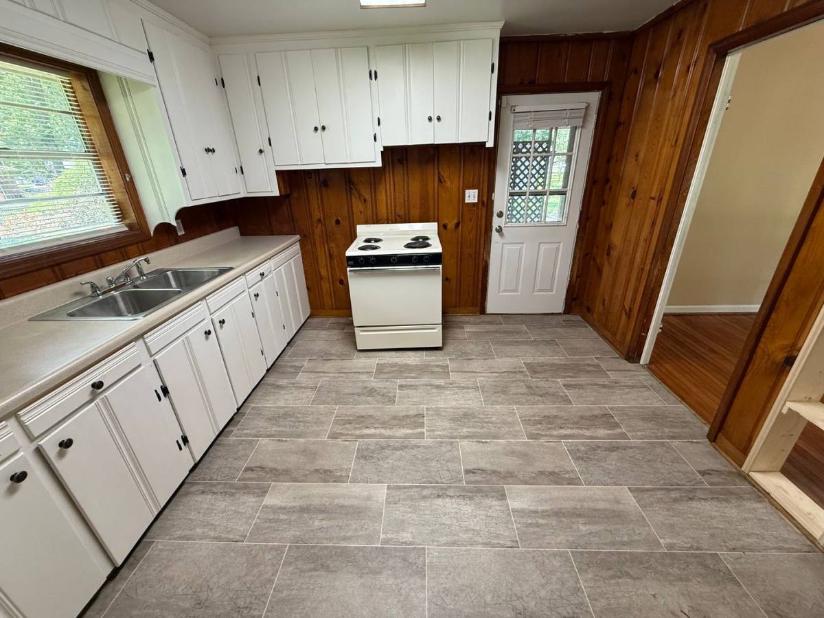 House for rent at 17 Oxford Place NW, Rome, GA 30165