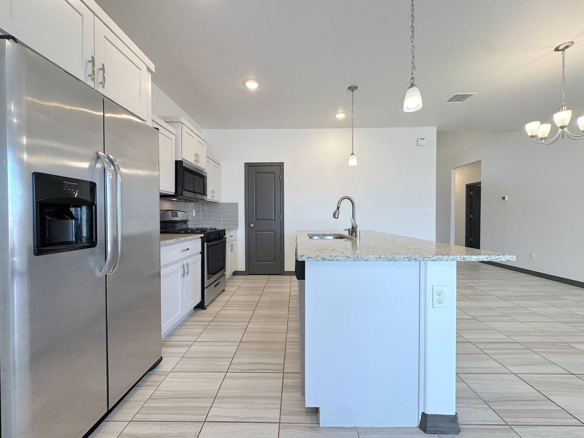 House for rent at 121 Alamito Creek, Clint, TX 79836