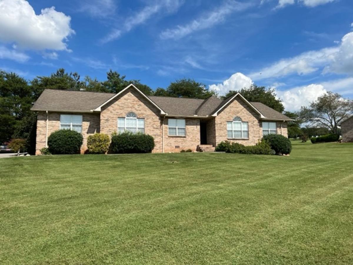House for rent at 1201 Heartland Dr, Maryville, TN 37801