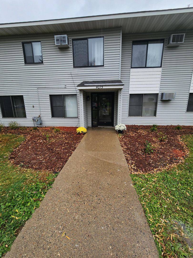 Apartment for rent at 4075 Tower St, Saint Bonifacius, MN 55375