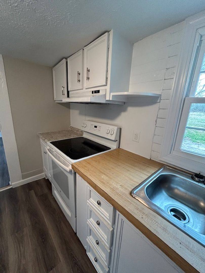 House for rent at 2108 Centerville Church Rd, Fairmont, NC 28340