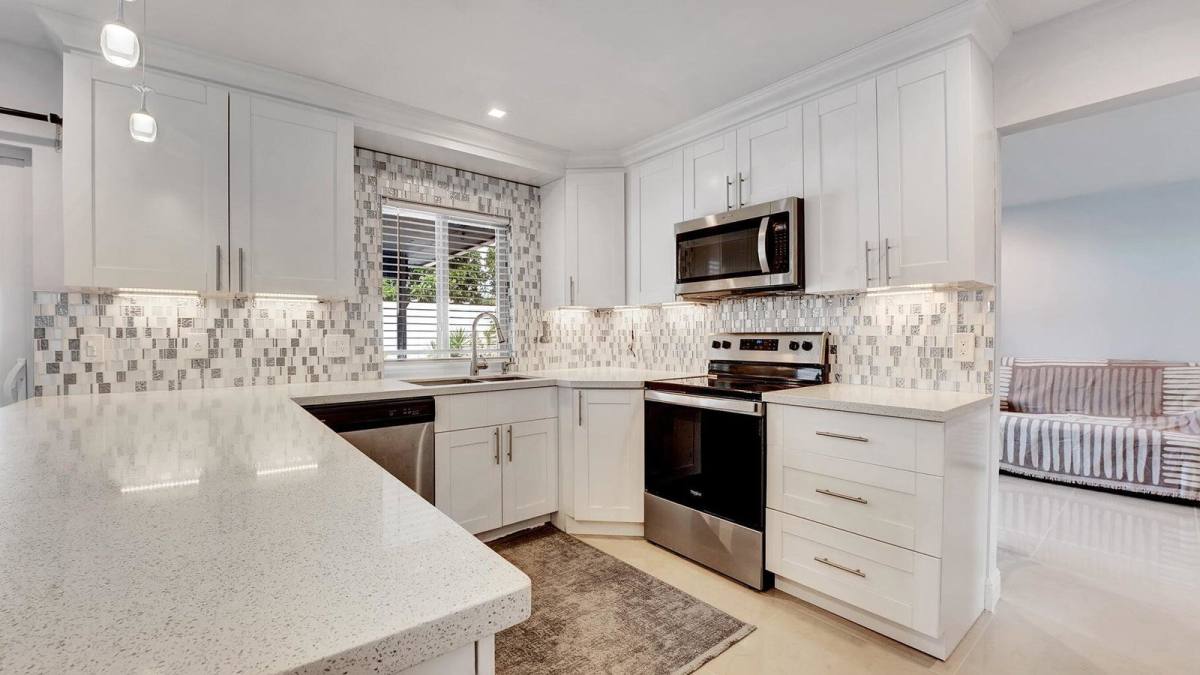 House for rent at 2941 Angler Dr, Delray Beach, FL 33445