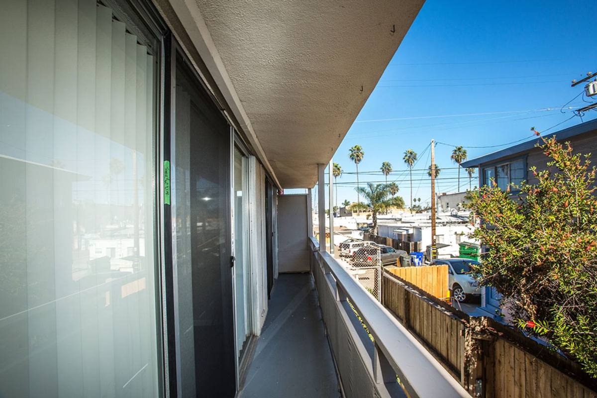 Apartment for rent at 5050 Niagara Ave, San Diego, CA 92107