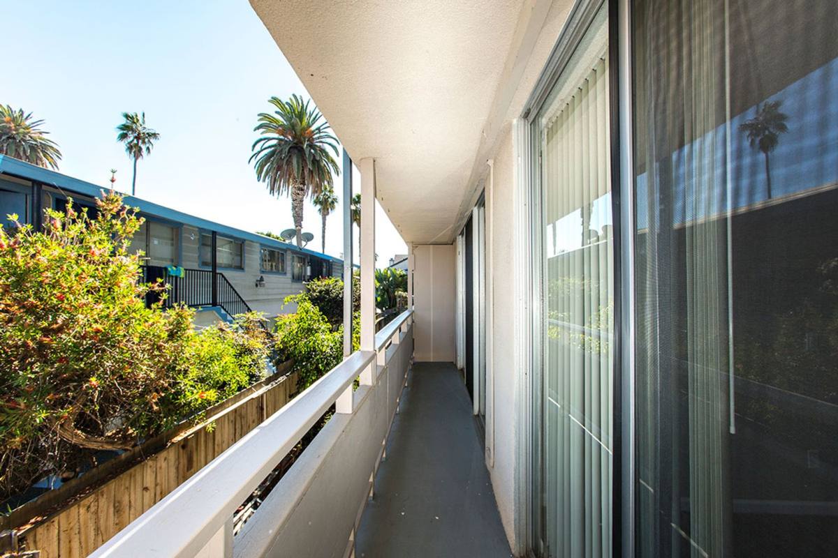 Apartment for rent at 5050 Niagara Ave, San Diego, CA 92107