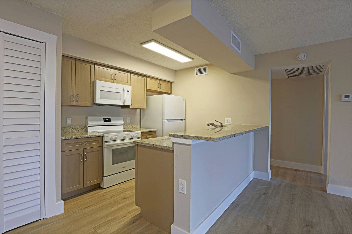 Apartment for rent at 5319 Summerlin Rd, Fort Myers, FL 33919