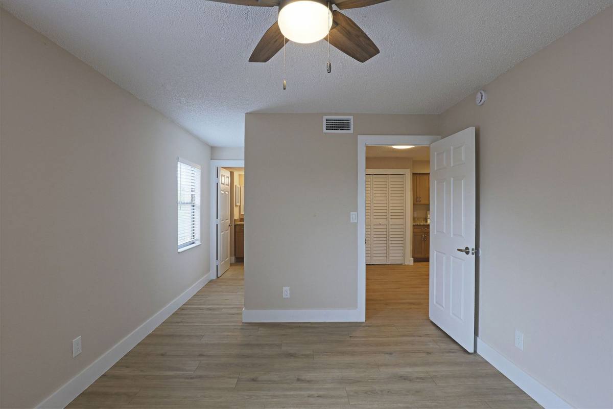 Apartment for rent at 5319 Summerlin Rd, Fort Myers, FL 33919