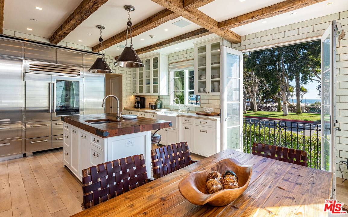 House for rent at 127 Hollister Ave, Santa Monica, CA 90405