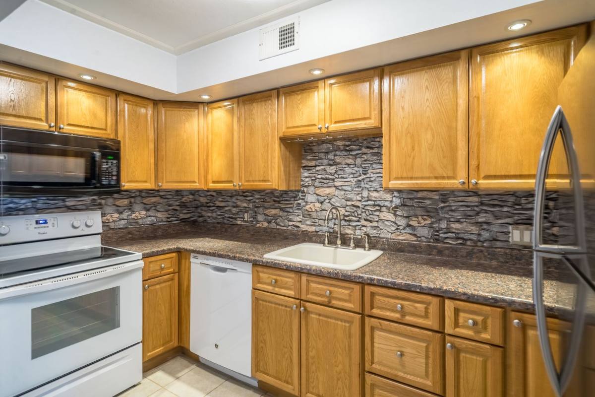 Apartment for rent at 115 Beechnut, Johnson City, TN 37601