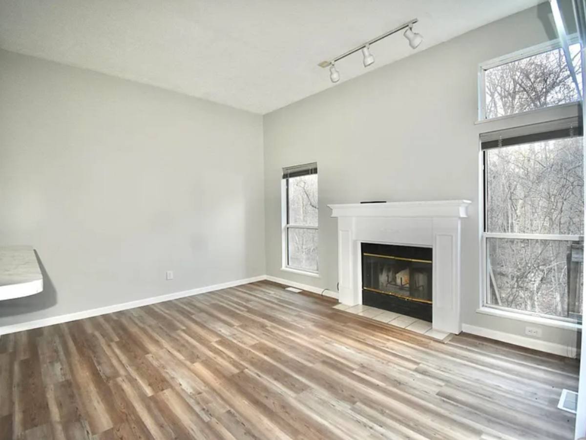Apartment for rent at 1938 E Bay Pointe Dr, Bloomington, IN 47401