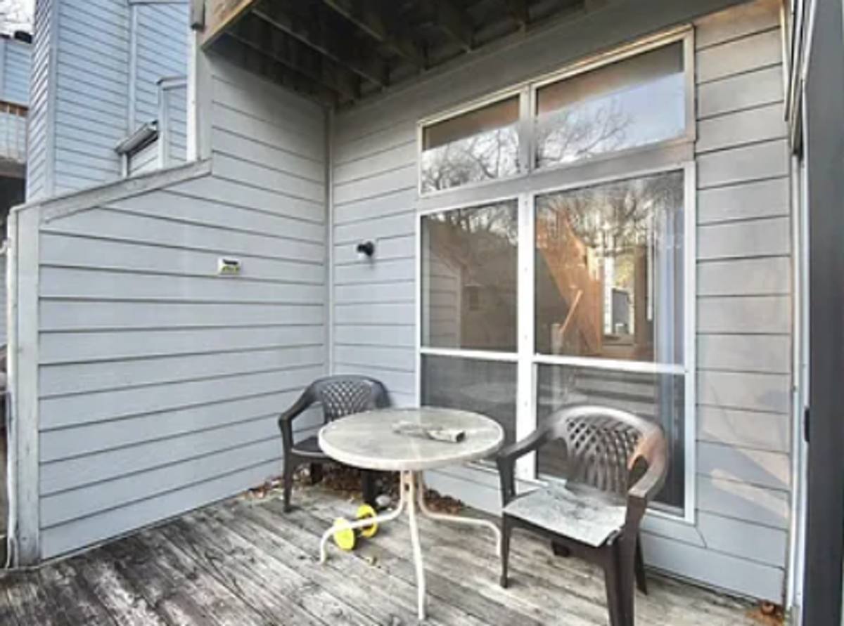 Apartment for rent at 1938 E Bay Pointe Dr, Bloomington, IN 47401